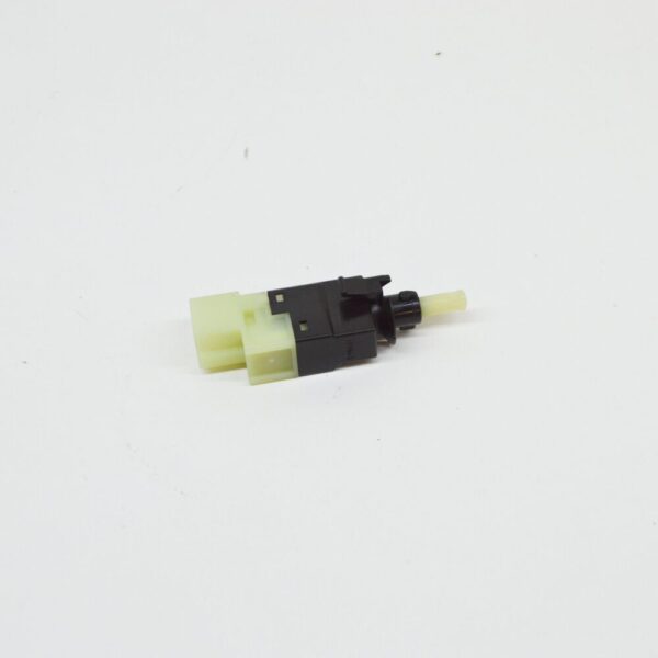 A0015453809 - NEW MERCEDES-BENZ C-CLASS W203 BRAKE LIGHT SWITCH A0015453809