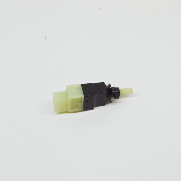 A0015453809 - NEW MERCEDES-BENZ C-CLASS W203 BRAKE LIGHT SWITCH A0015453809
