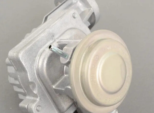 A0021408360 - NEW MERCEDES-BENZ ML W164 AIR PUMP CYLINDER HEAD VALVE A0021408360 GENUINE