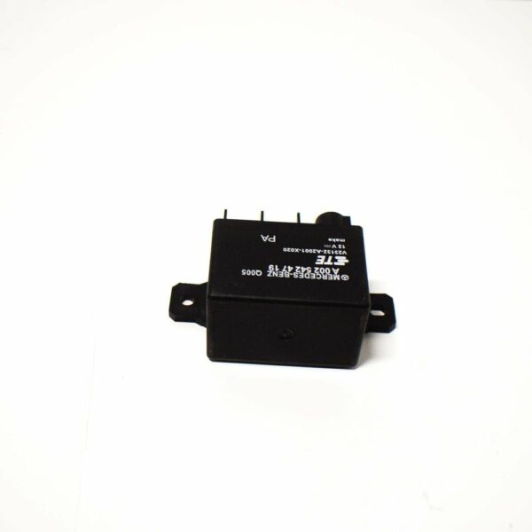 A0025424719 - NEW MERCEDES BENZ E CLASS W211 BATTERY RELAY A0025424719 ORIGINAL