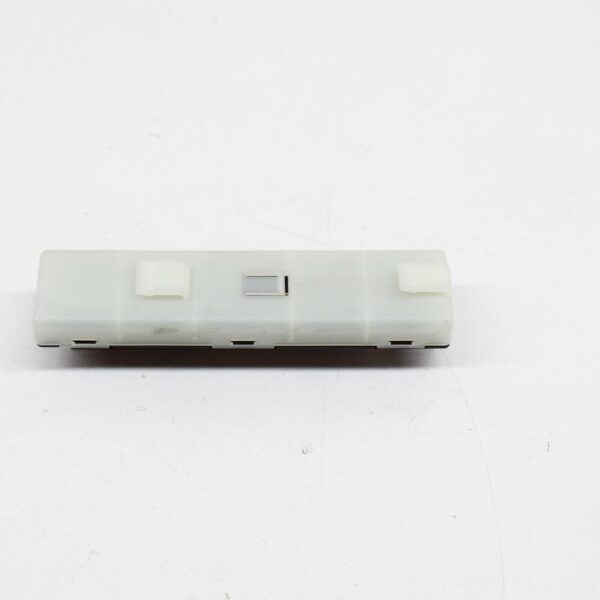 A0045468040 - NEW MERCEDES-BENZ C W204 DISTRIBUTOR BLOCK A0045468040 ORIGINAL