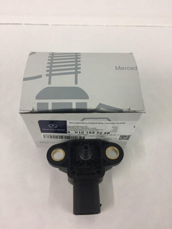 A0101537228 - Genuine Mercedes-Benz OM651 Turbo Boost Engine Pressure Sensor A0101537228