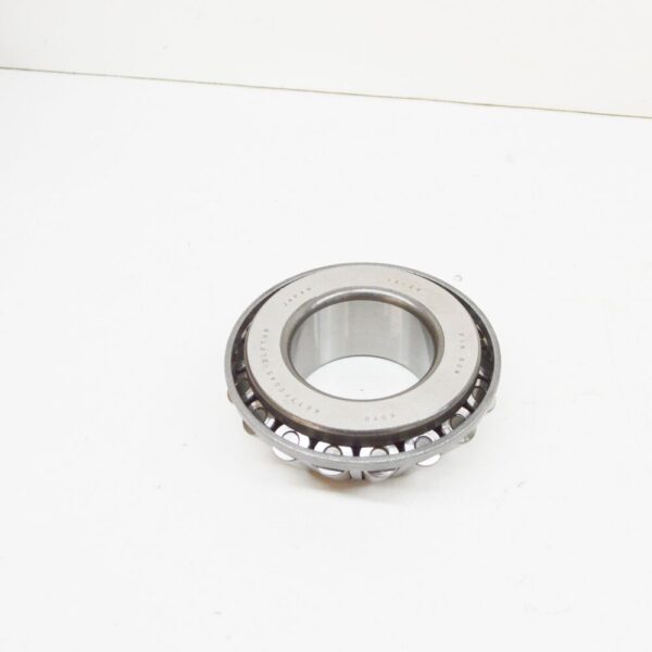 A0199816305 - MB SPRINTER 906 Rear Drive Pinion Tarered Roller Bearing A0199816305 NEW