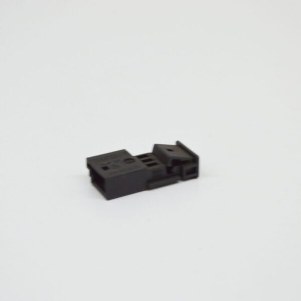 A0305455928 - NEW MERCEDES-BENZ ML W163 PLUG A0305455928 GENUINE