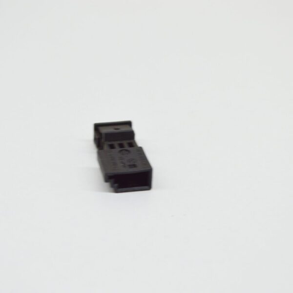 A0305455928 - NEW MERCEDES-BENZ ML W163 PLUG A0305455928 GENUINE