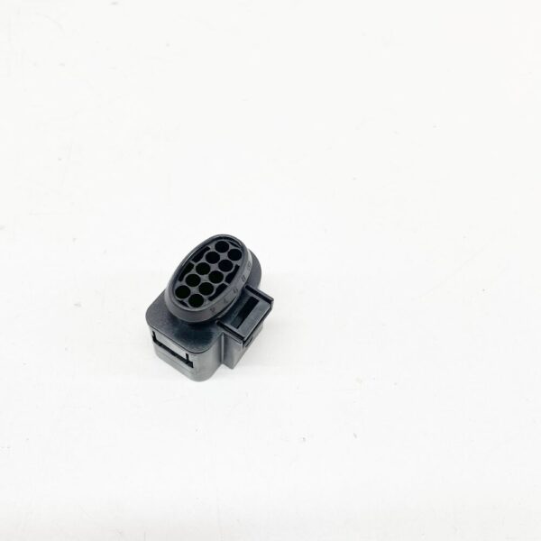 A0465458928 - MB ML W164 Valve Unit, Self Leveling Device Plugs A0465458928, New