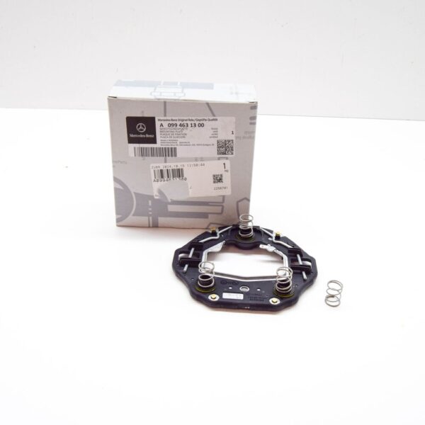 A0994631300 - MERCEDES-BENZ E C238 STEERING WHEEL MOUNTING PLATE A0994631300 NEW GENUINE