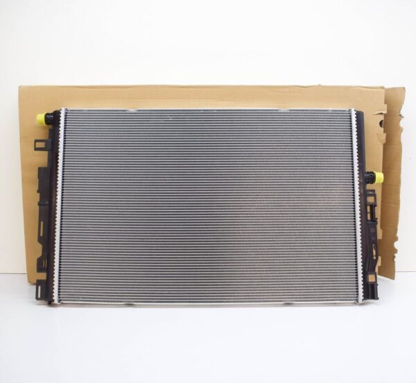 A0995005403 - NEW MERCEDES-BENZ C-CLASS W205 AMG WATER COOLER RADIATOR A0995005403