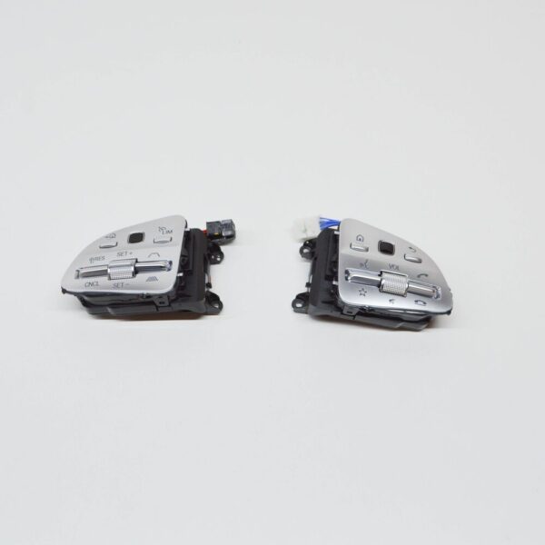 A09990500042A17 - New MB S W222 Steering Wheel Left And Right Switch LHD A09990500042A17