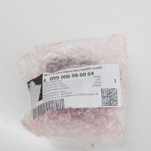A0999069800 - Mercedes-Benz CLA C117 Interior Heater Stepper Motor A0999069800 NEW