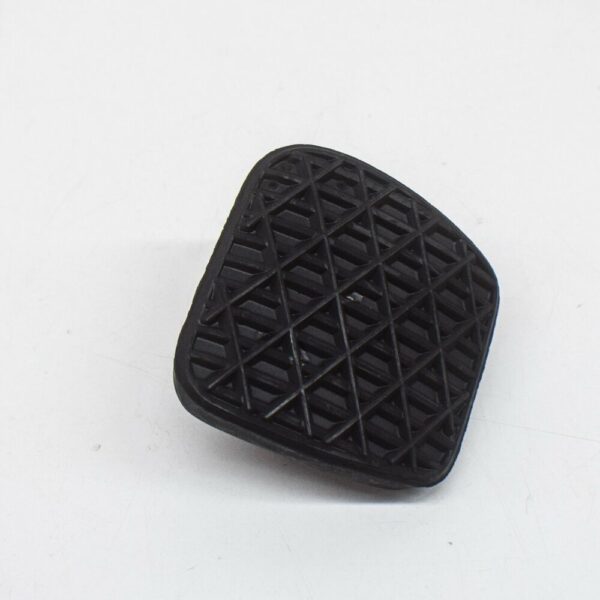 A1072910182 - NEW MERCEDES BENZ W463 PAD BRAKE PEDAL RUBBER 2 PCS A1072910182 OEM