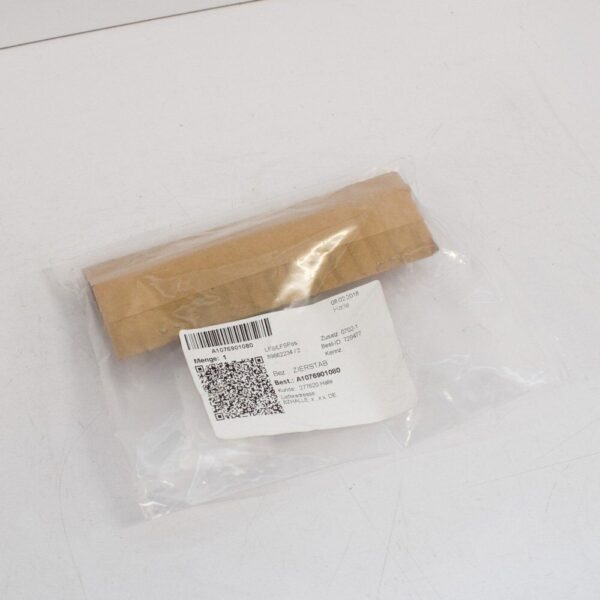 A1076901080 - Mercedes-Benz SL R107 fender strip rear right A1076901080 new