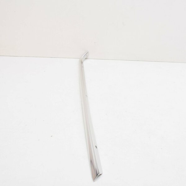 A1076980901 - NEW MERCEDES-BENZ SL R107 WINDSCREEN LEFT DRIP MOULDING A1076980901 ORIGINAL
