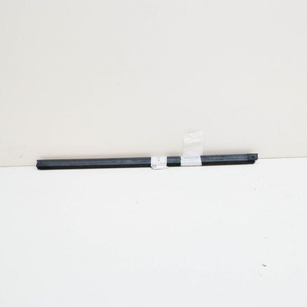 A1077201078 - NEW MERCEDES BENZ SL R107 RIGHT DOOR WEATHERSTRIP A1077201078 ORIGINAL