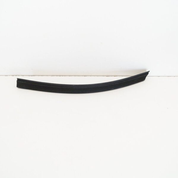 A1077250666 - NEW MERCEDES-BENZ SL R107 REAR RIGHT DOOR SEAL STRIP A1077250666 1988 ORIGINAL