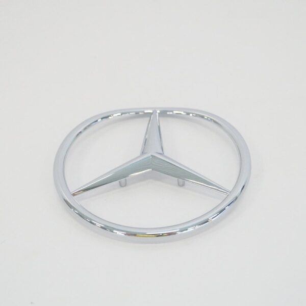 A1077580458 - Mercedes Benz SL R107 Tailgate Boat Lid Emblem Badge A1077580458 NEW