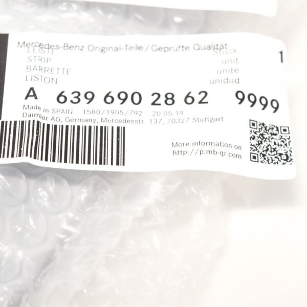 A63969028629999 - MB VITO W639 Rear Right Bottom Side Panel Strip A63969028629999 NEW GENUINE