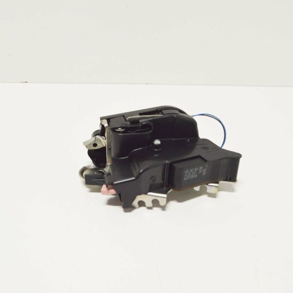 A6397200900 - NEW MERCEDES BENZ VITO W639 FRONT LEFT DOOR LOCK RHD A6397200900