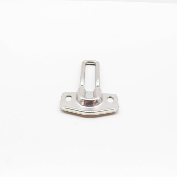 A6397400132 - MB VITO W639 Rear Double Wind Door Top Bracket A6397400132 NEW GENUINE