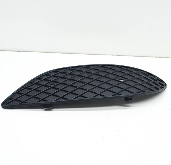 A6398850553 - MERCEDES-BENZ VIANO W639 Front Bumper Left Grille A6398850553 NEW GENUINE
