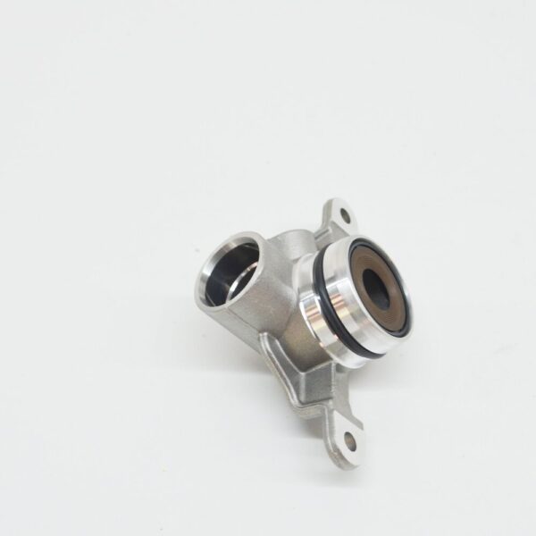 A6420100131 - MERCEDES-BENZ ML W164 ENGINE BREATHER CAP A6420107215 NEW GENUINE