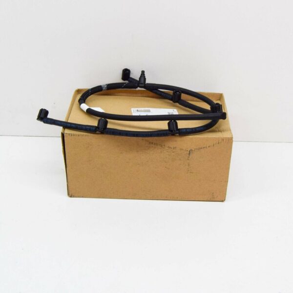 A6420708132 - NEW MB SPRINTER 906 FUEL INJECTOR RETURN HOSE A6420708132 3.0 DIESEL ORIGINAL