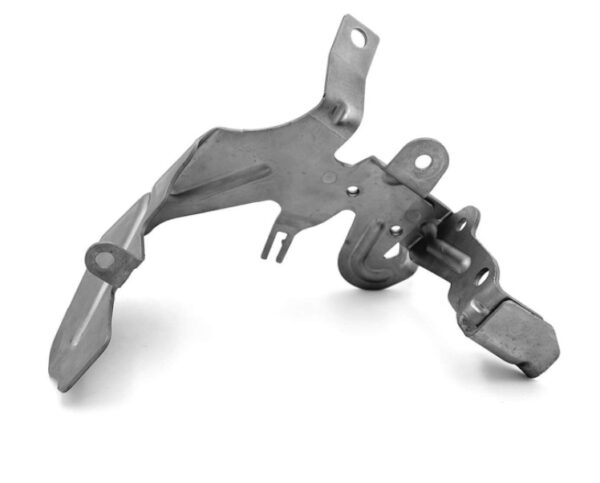 A6421599740 - NEW MB S W222 ENGINE OIL FILTER AND OIL COOLER BRACKET A6421599740 ORIGINAL