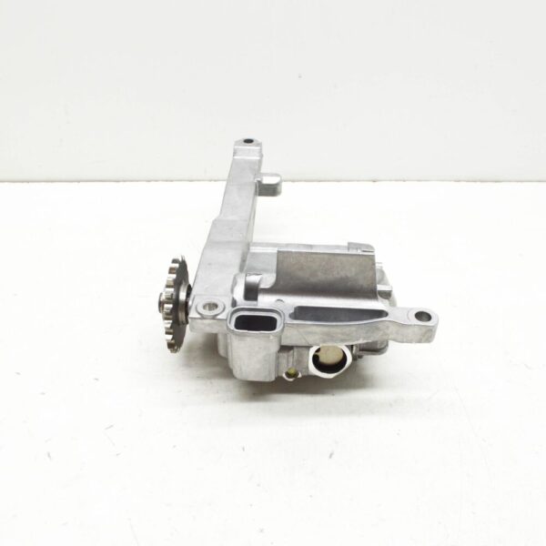 A6421802000 - NEW MERCEDES-BENZ CLK CABRIO A209 ENGINE OIL PUMP A6421802000 ORIGINAL