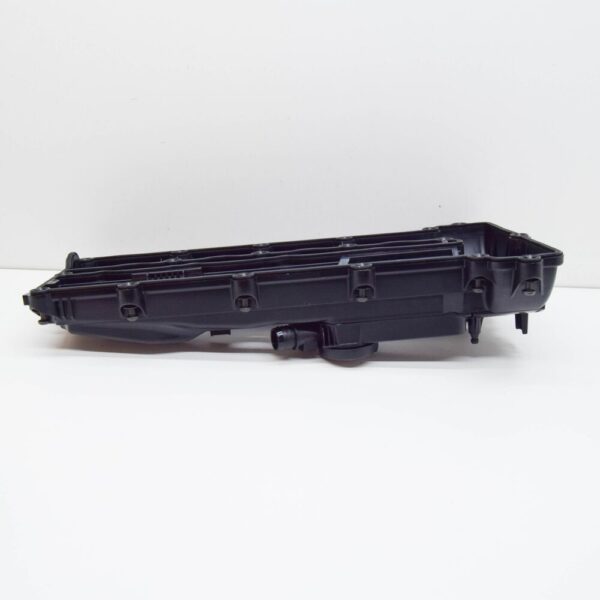 A6510108918 - NEW MERCEDES-BENZ C-CLASS W205 VALVE COVER A6510108918 ORIGINAL