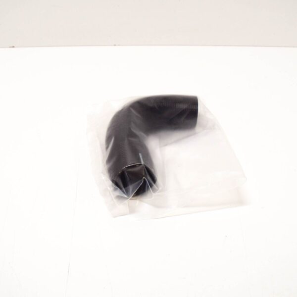 A9015013182 - NEW MERCEDES-BENZ SPRINTER 906 LOWER RADIATOR HOSE A9015013182 ORIGINAL