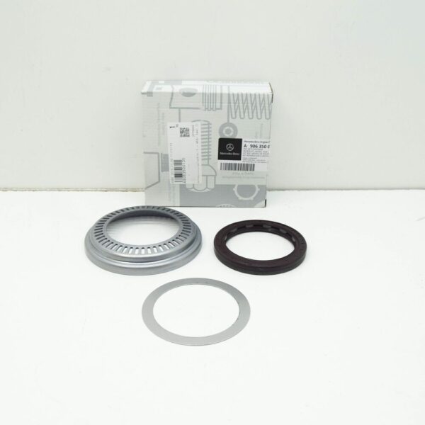 A9063500135 - NEW MERCEDES-BENZ SPRINTER 906 REAR WHEEL HUB REPAIR KIT A9063500135 ORIGINAL