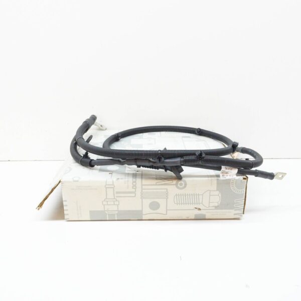 A9064401641 - NEW MB SPRINTER 906 BATTERY TO STARTER/ALTERNATOR WIRING A9064401641 ORIGINAL