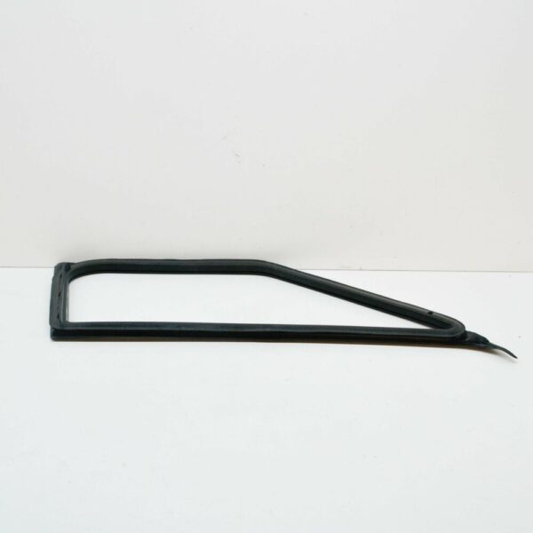 A9066711820 - NEW MB SPRINTER 906 FRONT RIGHT QUARTER WINDOW SEAL GASKET A9066711820 ORIGINAL