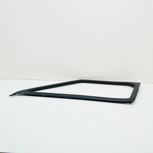 A9066711820 - NEW MB SPRINTER 906 FRONT RIGHT QUARTER WINDOW SEAL GASKET A9066711820 ORIGINAL