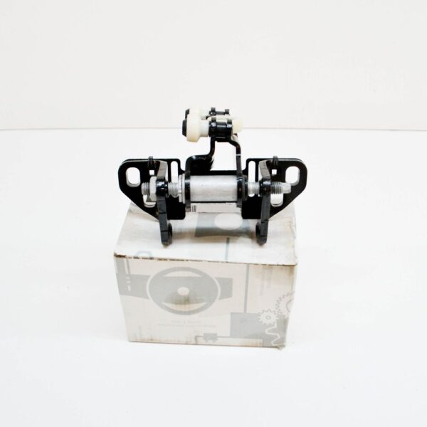 A9067600347 - NEW MB SPRINTER 906 SLIDING DOOR RIGHT CENTRAL CARRIAGE A9067600347 ORIGINAL