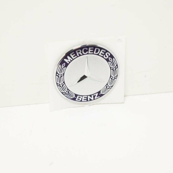 A90681704165337 - NEW ORIGINAL EMBLEM MERCEDES BENZ SPRINTER ENGINE HOOD