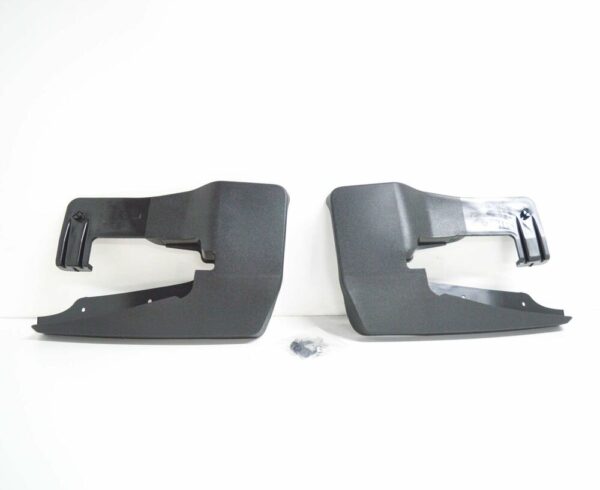 A9068820000 - NEW MERCEDES-BENZ SPRINTER 906 FRONT MUDGUARD FLAP SET A9068820000 ORIGINAL
