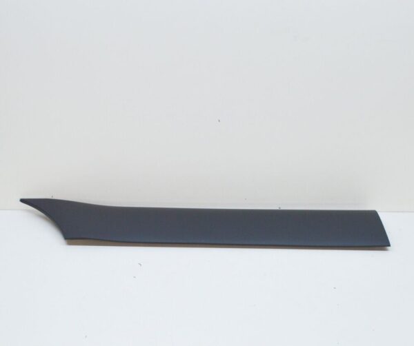 A90769060009K83 - New MB SPRINTER W907 Rear Right Wheel Arch Front Strip A90769060009K83
