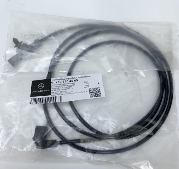 A9105404505 - NEW MERCEDES-BENZ SPRINTER 3-T VAN 910 REAR LEFT ABS SENSOR A9105404505 ORIGINAL