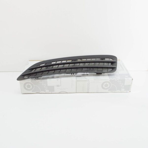 A91083600009051 - NEW MB SPRINTER W907 ENGINE HOOD LEFT GRILLE LHD A91083600009051 ORIGINAL