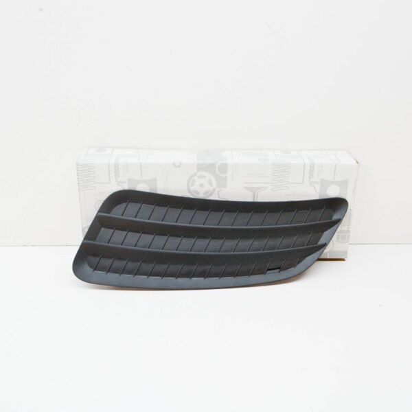 A91083607009051 - NEW MB SPRINTER W907 ENGINE HOOD LEFT GRILLE RHD A91083607009051