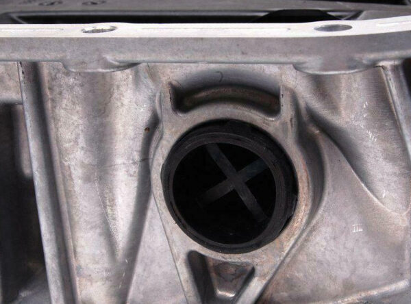 03H103601J - NEW VW PASSAT B6 ENGINE OIL SUMP WITH OIL LEVEL SENSOR 03H103601J ORIGINAL