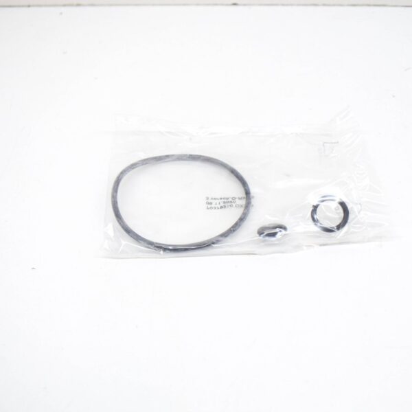 03L115562 - NEW AUDI Q5 8R OIL FILTER WITH GASKET 03L115562 ORIGINAL