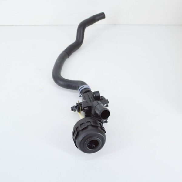 057121737P - NEW AUDI Q8 4MN COOLANT REGULATOR REGULATING VALVE 057121737P ORIGINAL