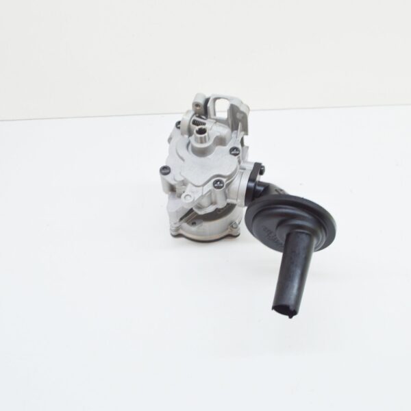 059115103BG - NEW AUDI Q7 4L OIL PUMP WITH INTEGRATED VACUUM PUMP 059115103BG ORIGINAL