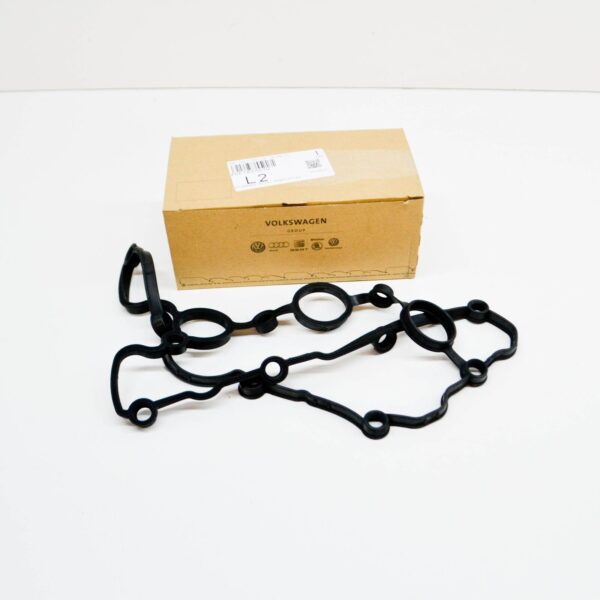 06E103483Q - NEW AUDI A4 B8 LEFT VALVE COVER GASKET SEAL 06E103483Q