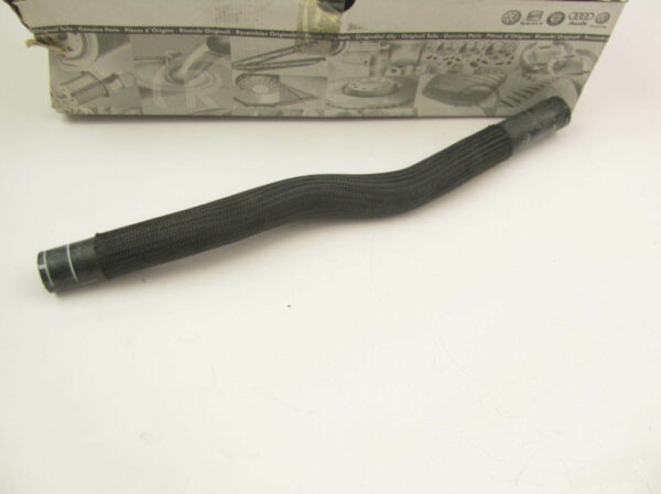 06E121082R - AUDI Q7 4M  Engine Coolant Connector Hose 06E121082R ORIGINAL