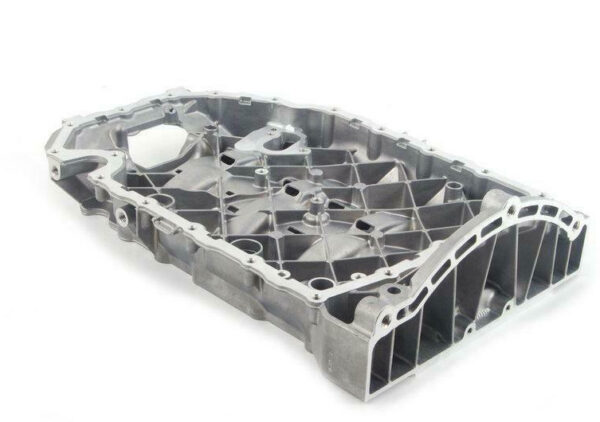 06J103603BD - NEW VOLKSWAGEN BEETLE A5 ENGINE UPPER OIL PAN 06J103603BD ORIGINAL