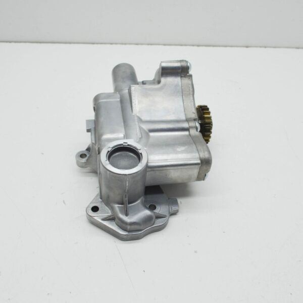 06J115105AG - NEW VOLKSWAGEN TIGUAN MK1 ENGINE OIL PUMP 06J115105AG ORIGINAL