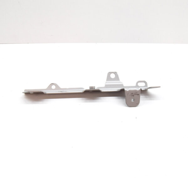 06J145383D - AUDI A3 8P Exhaust Manifold Cover Retainer 06J145383D ORIGINAL